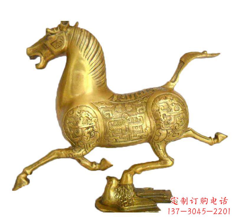哈尔滨铜雕马踏飞燕