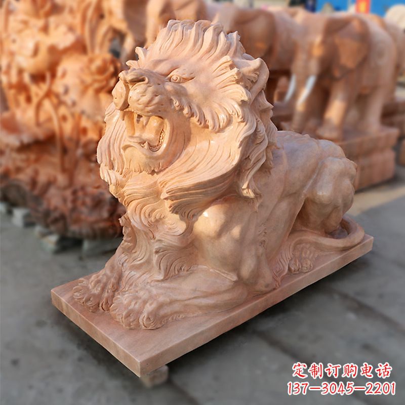 哈尔滨晚霞红港币狮子雕塑