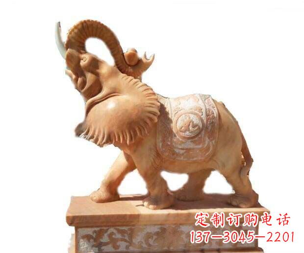 哈尔滨晚霞红吉祥如意象鼻朝天的大象石雕