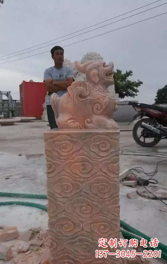 哈尔滨晚霞红貔貅石门墩