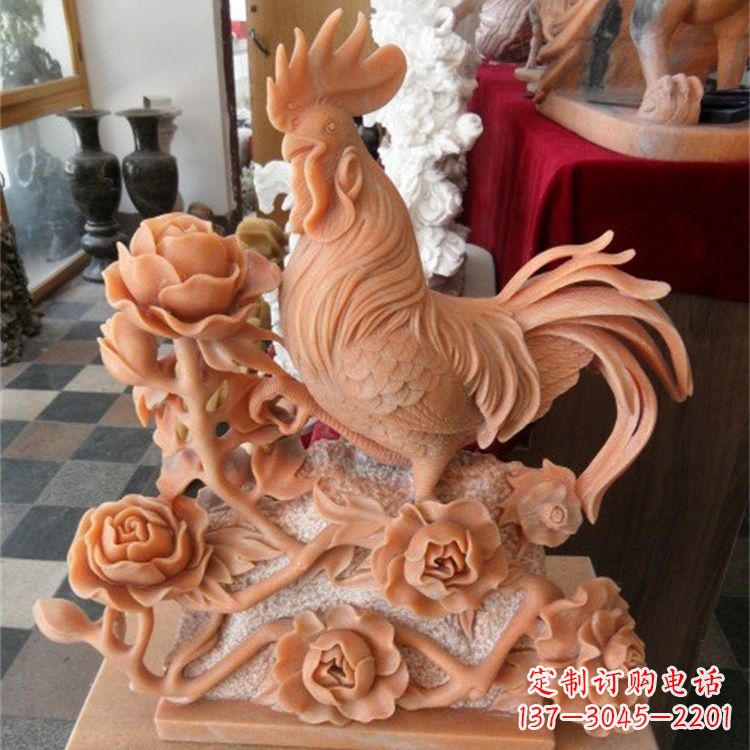哈尔滨晚霞红石雕公鸡雕塑