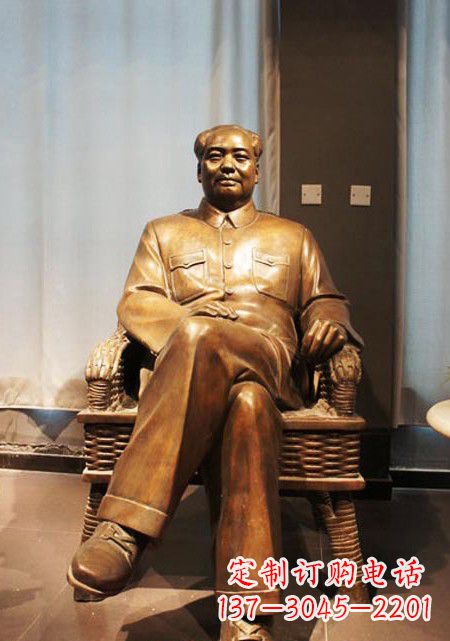 哈尔滨伟大的主席铜雕像