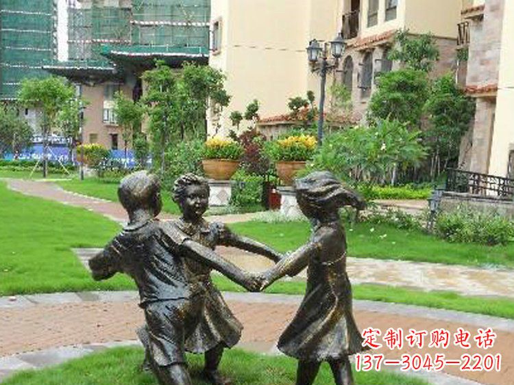 哈尔滨小区铜雕儿童玩游戏人物雕塑