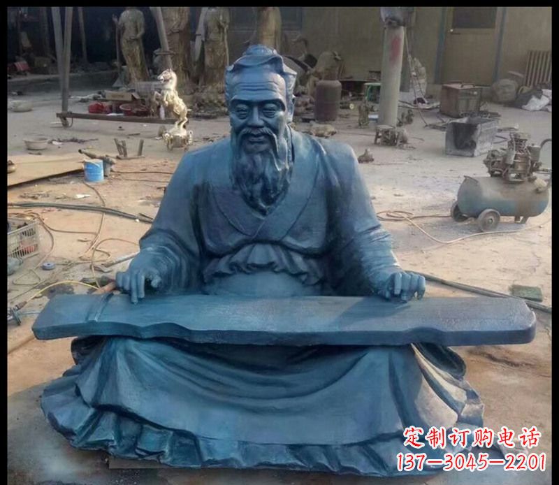 哈尔滨校园孔子弹琴铜雕