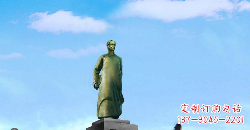 哈尔滨校园朱自清近代名人铜雕