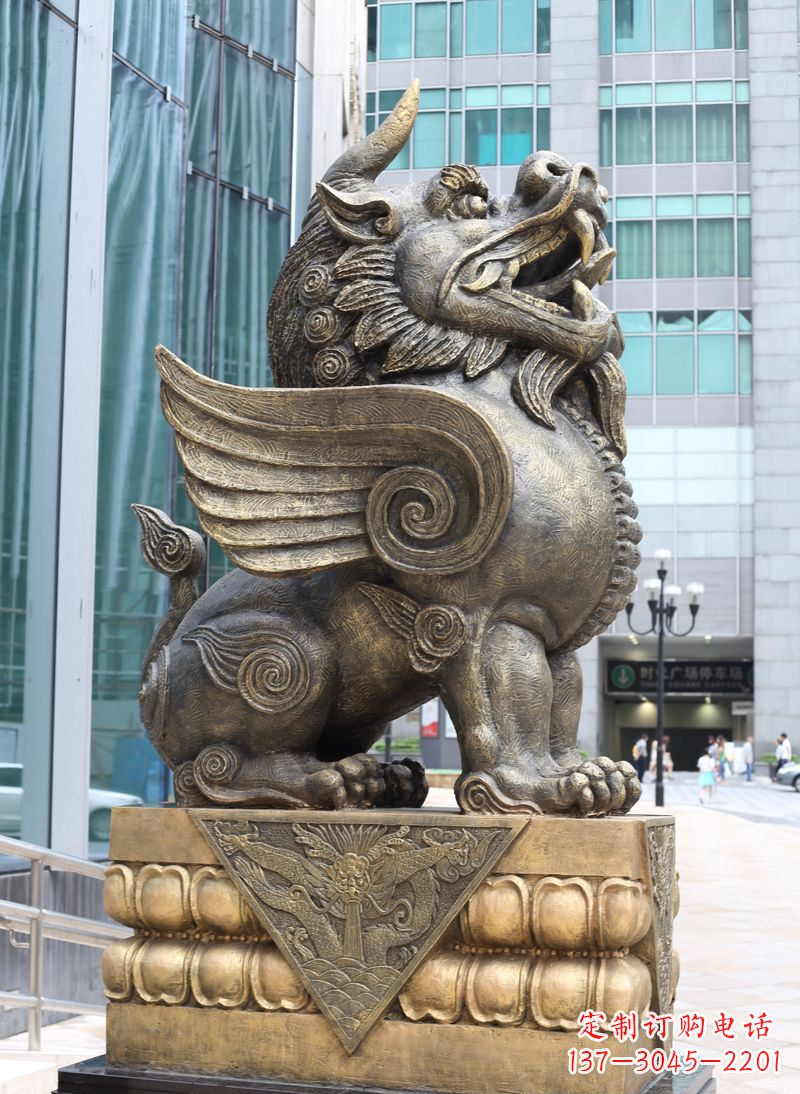 哈尔滨獬豸法院独角兽铜雕