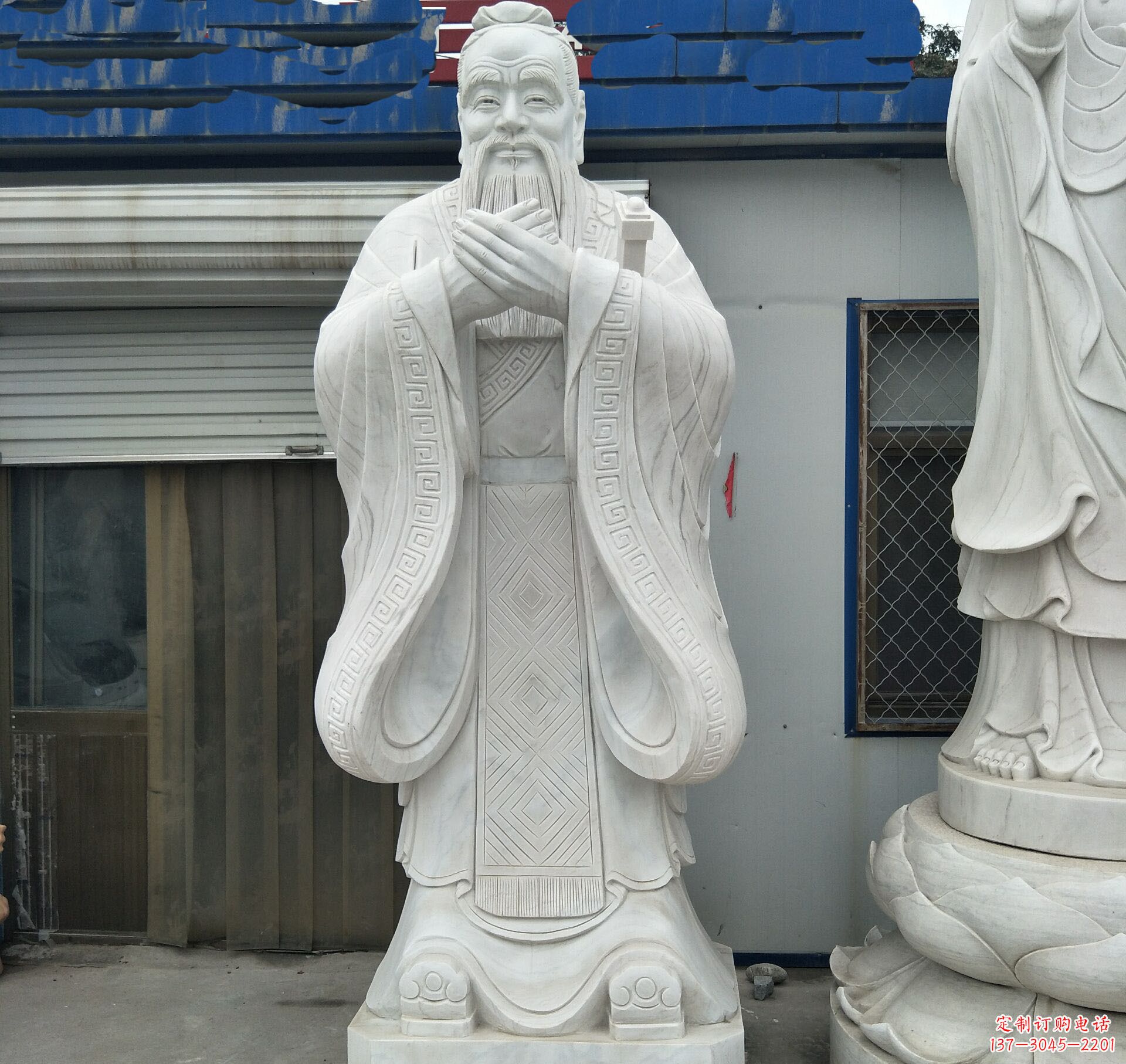 哈尔滨学校礼仪孔子石雕