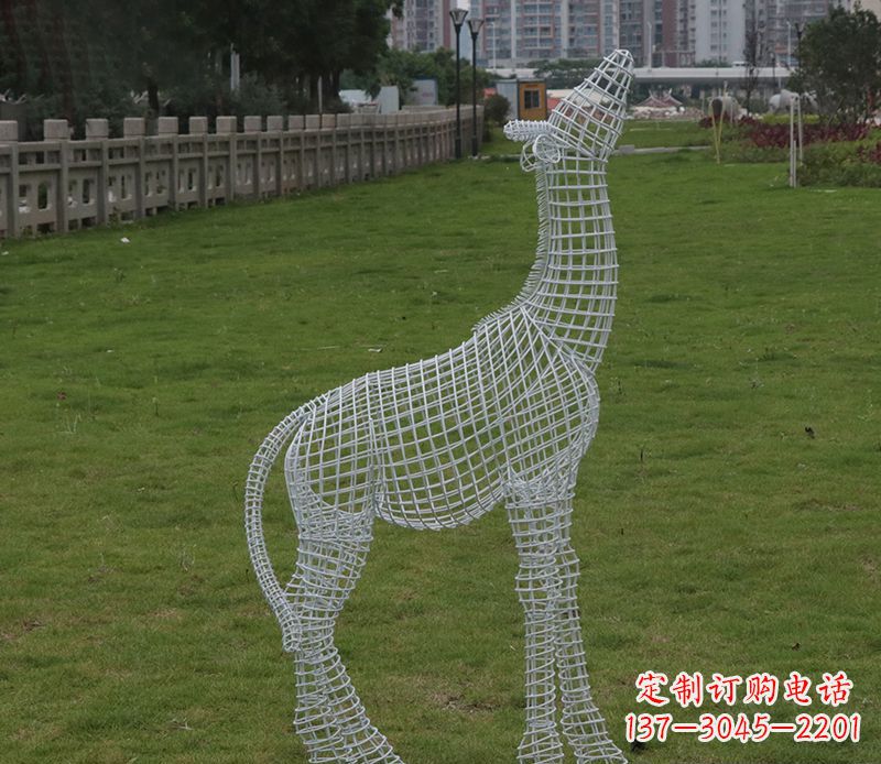 哈尔滨园林镂空仰头麋鹿不锈钢雕塑