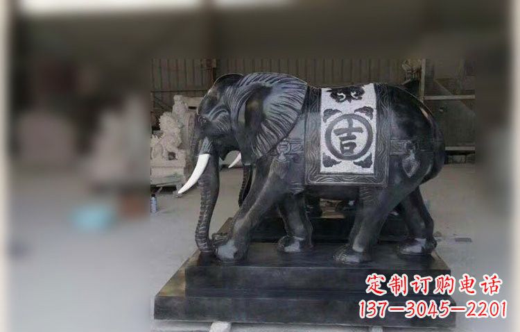 哈尔滨中国黑石材大象雕塑