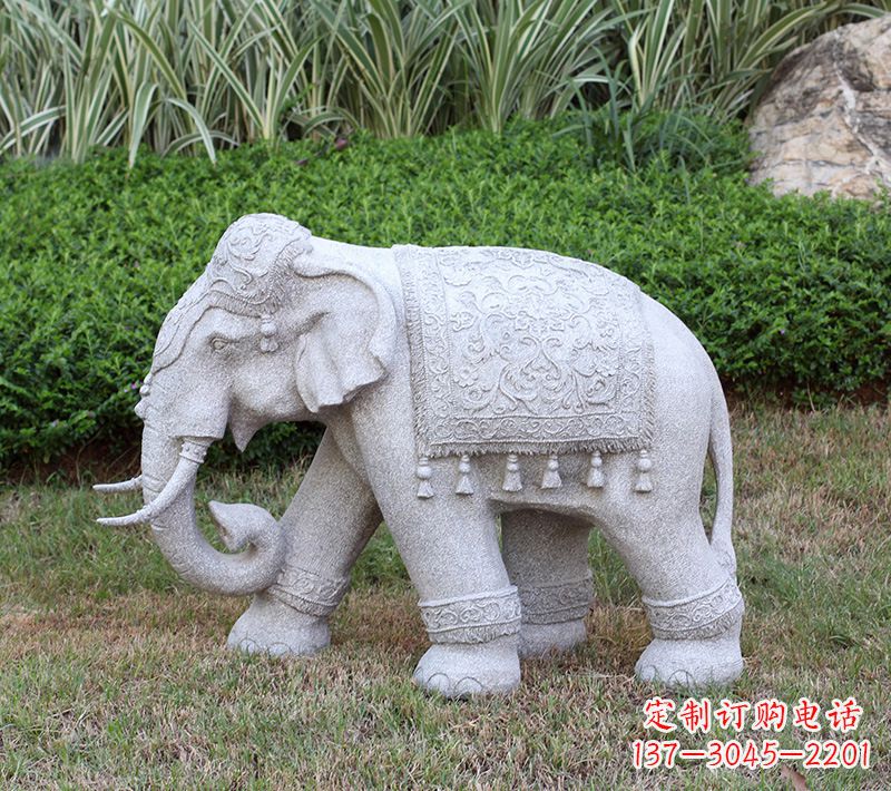 哈尔滨中式石雕大象